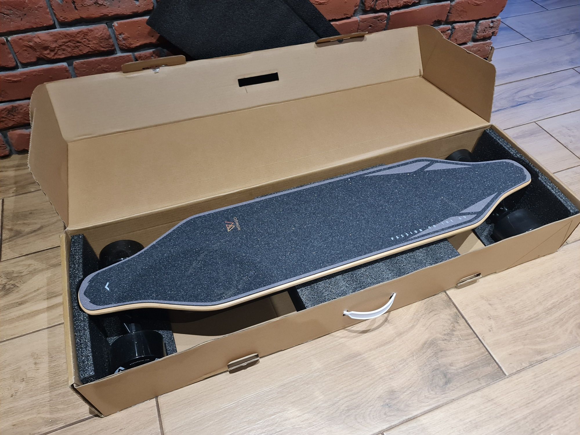 longboard elektryczny - WOWGO 2s BOARD