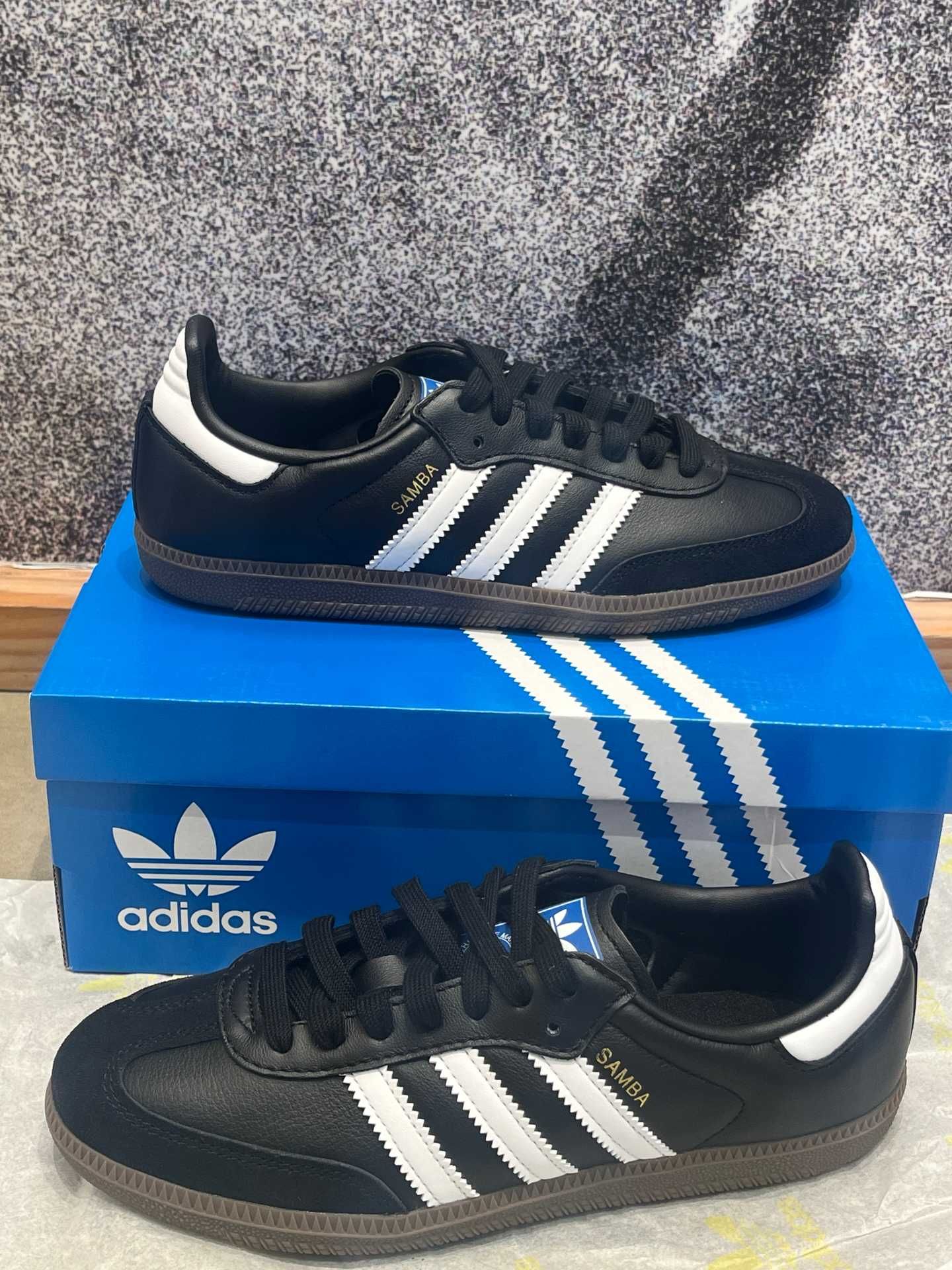 Czarny\samba0G\adidas\nowy UnisexTrampki.38.5