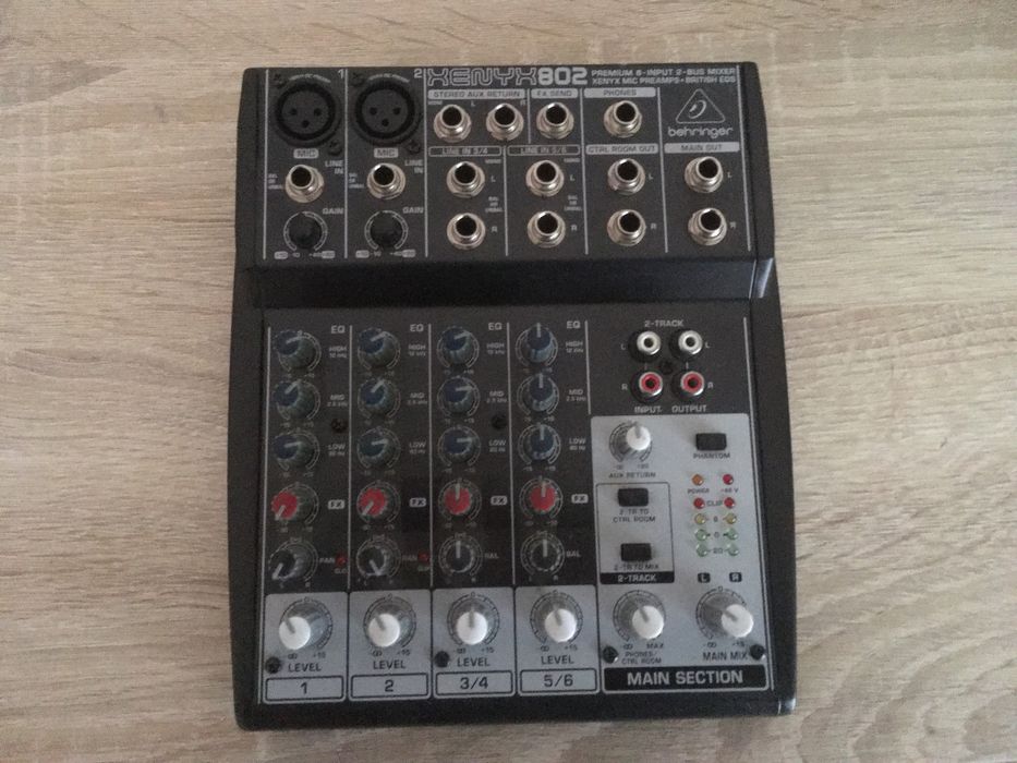Mikser Behringer XENYX 802