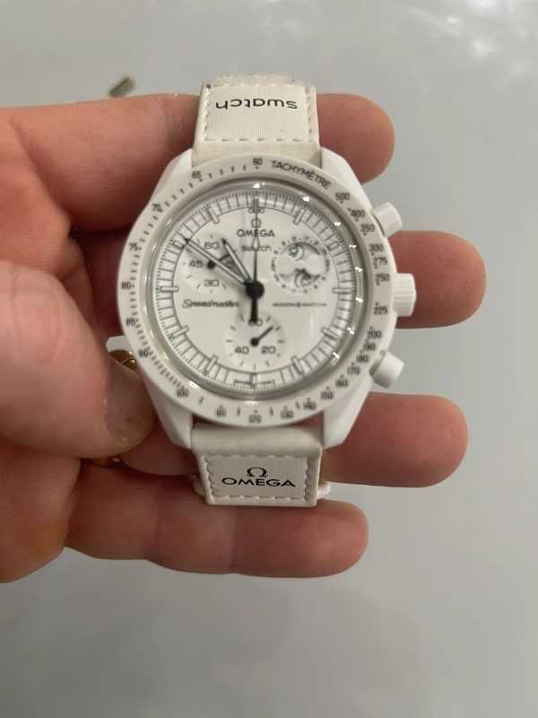 Omega x Swatch SO33W700 Snoopy - Wysoka jakość z motywem kosmicznych