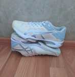 Оригінальні кросівки ASICS 37,5р.