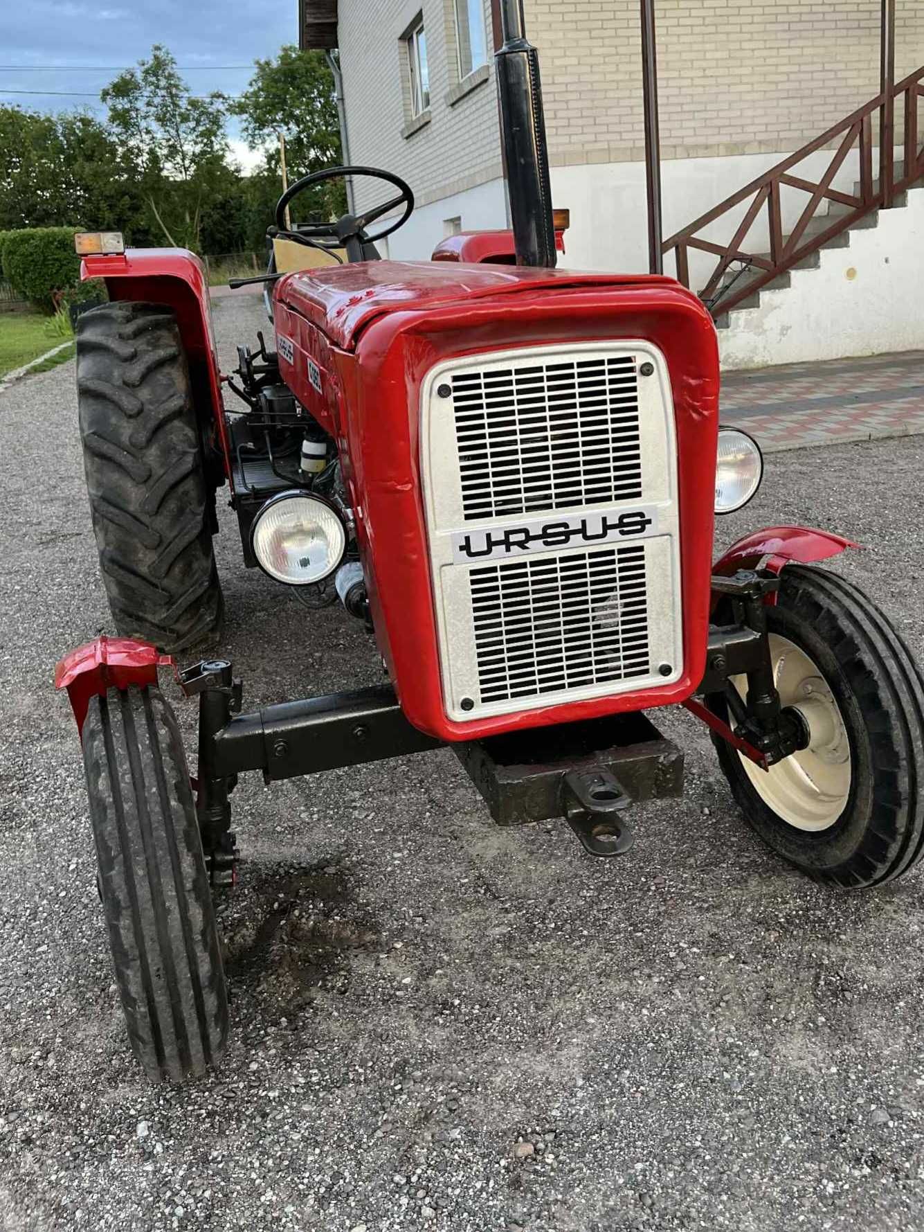 Ciągnik Ursus C 360 z  1984 roku