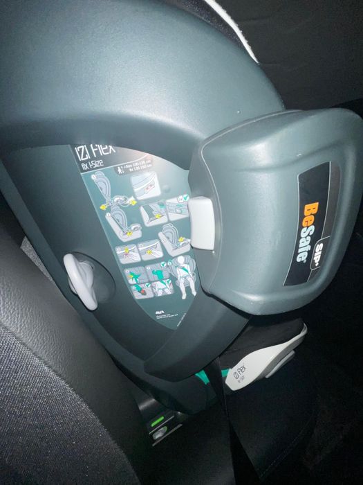 2 Cadeiras Auto BeSafe iZi Flex FIX i-Size – Como Novas