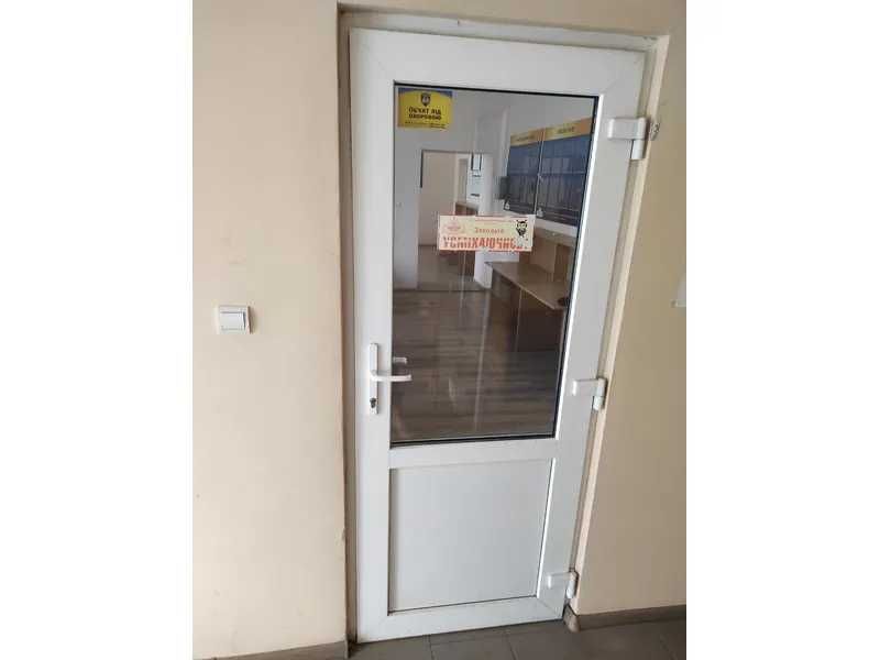 ОРЕНДА - вбудованих нежитлових приміщень, площею 58,9 м2 м. Ужгород