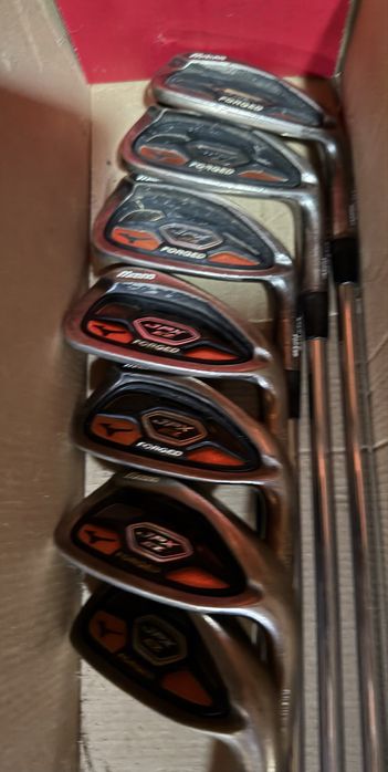 Mizuno JPX EZ Forged 2013