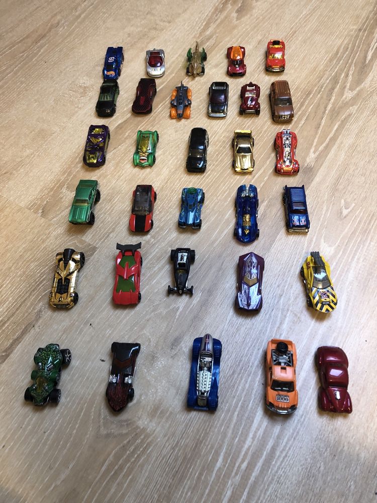 10 Carros Hot Wheels