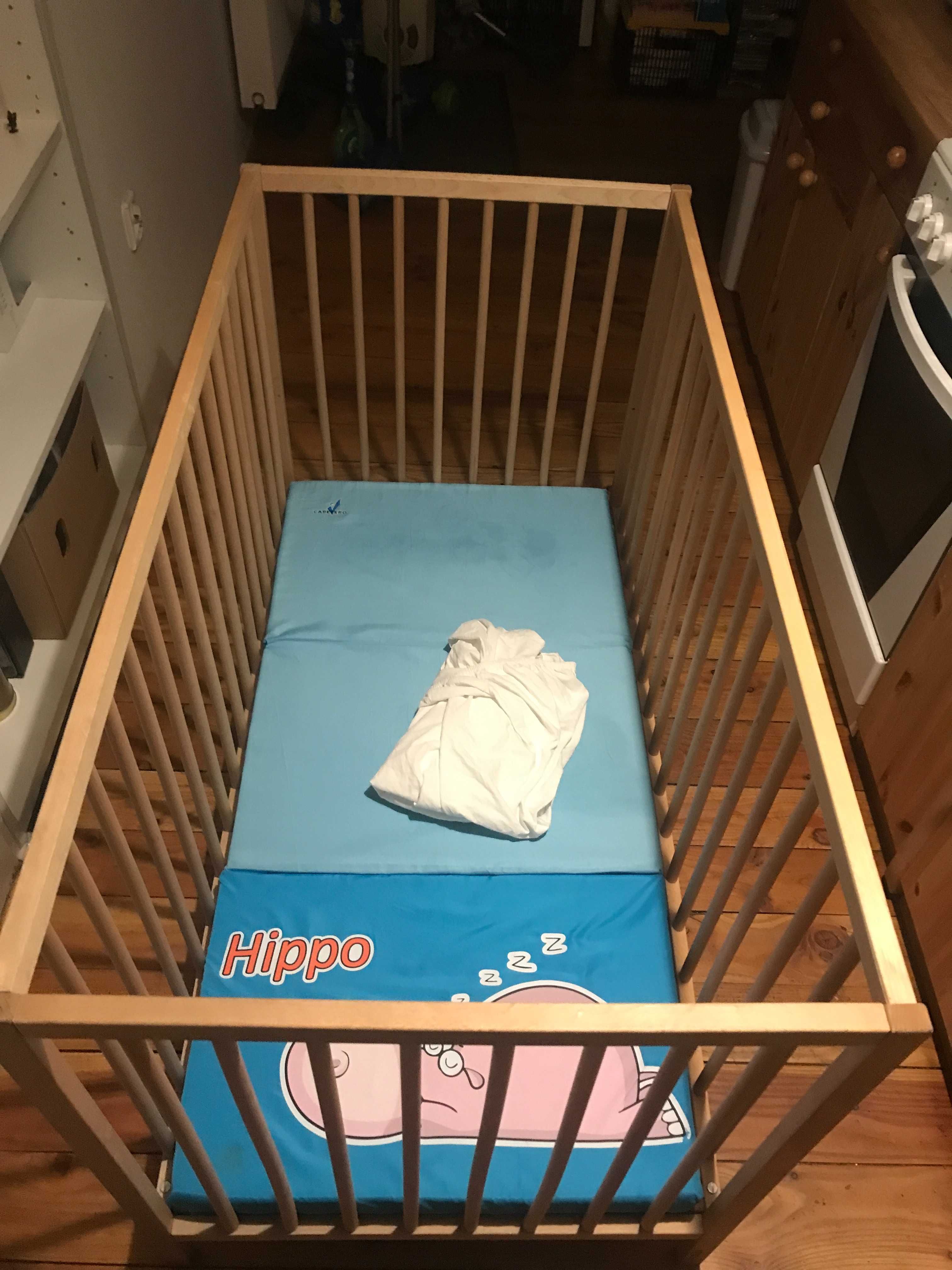 łóżko łóżeczko dziecięce drewniane ze szczebelkami 124x66cm
 + materac