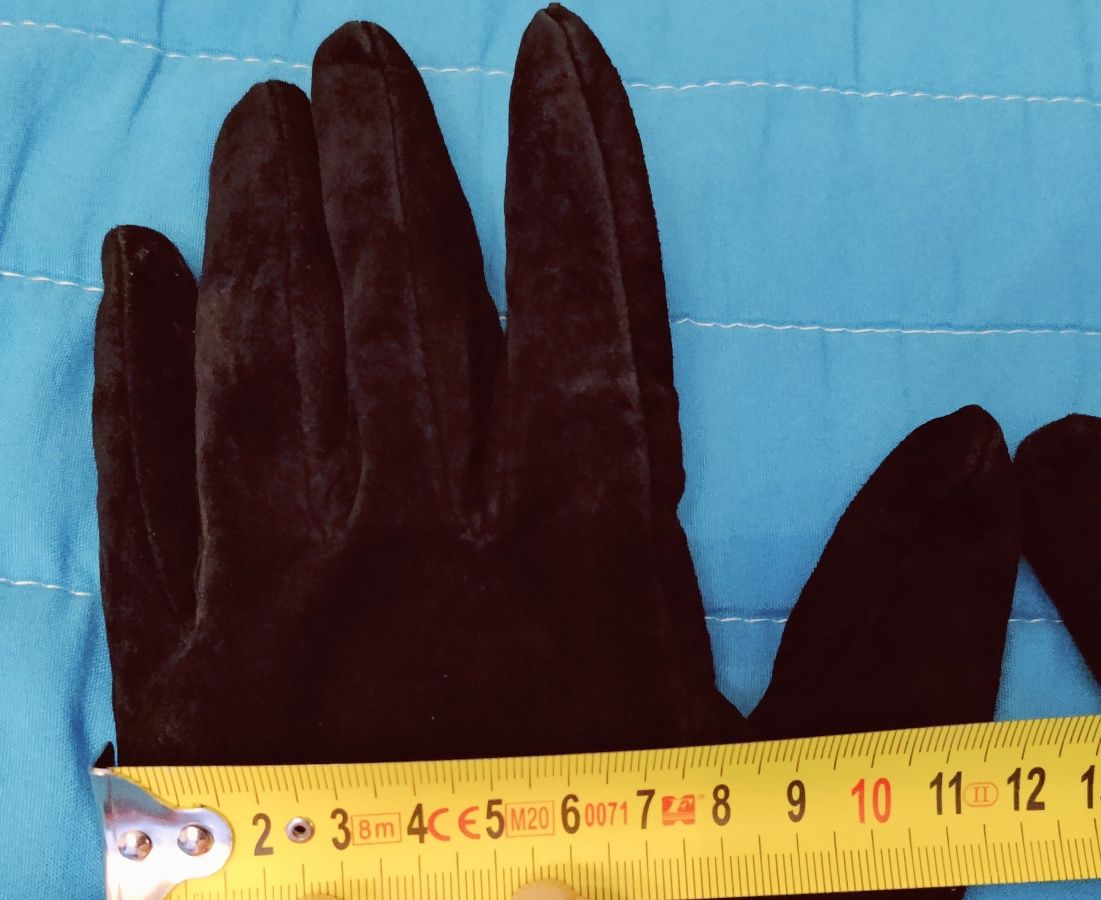 Czarne skórzane rękawiczki damskie zamszowe 8 z futerkiem misiem black