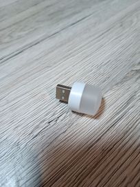 Lampa wtykowa USB Komputer Mobilne ładowanie zasilania USB Mała lampa