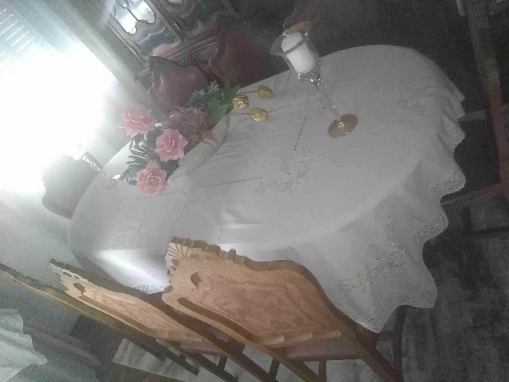 Móvel +mesa + cadeiras