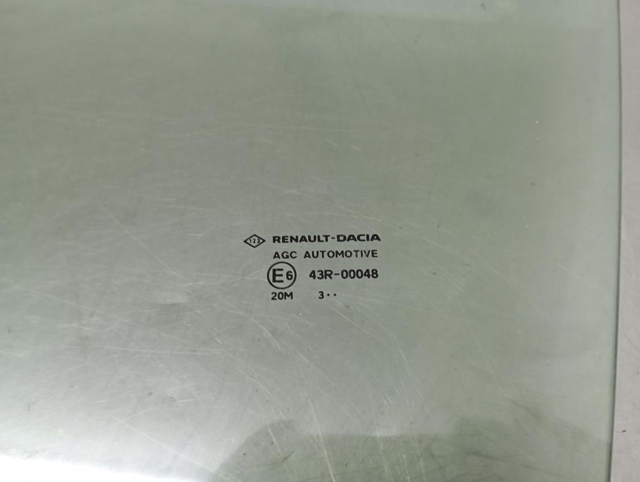 Vidro porta frente esquerda DACIA Sandero III