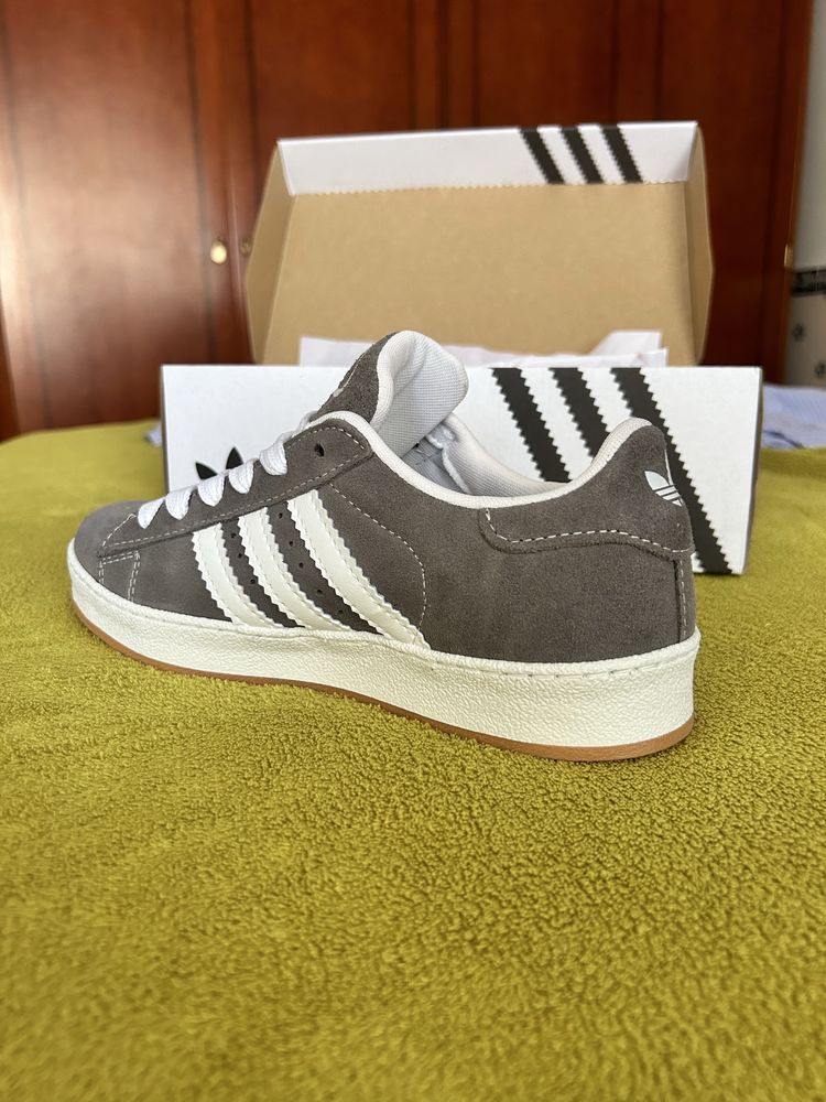 Adidas campus tamanho 40