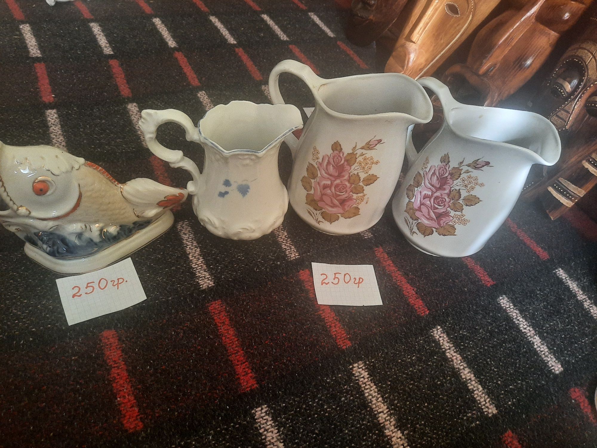 Продам вазы,кувшины фарфор