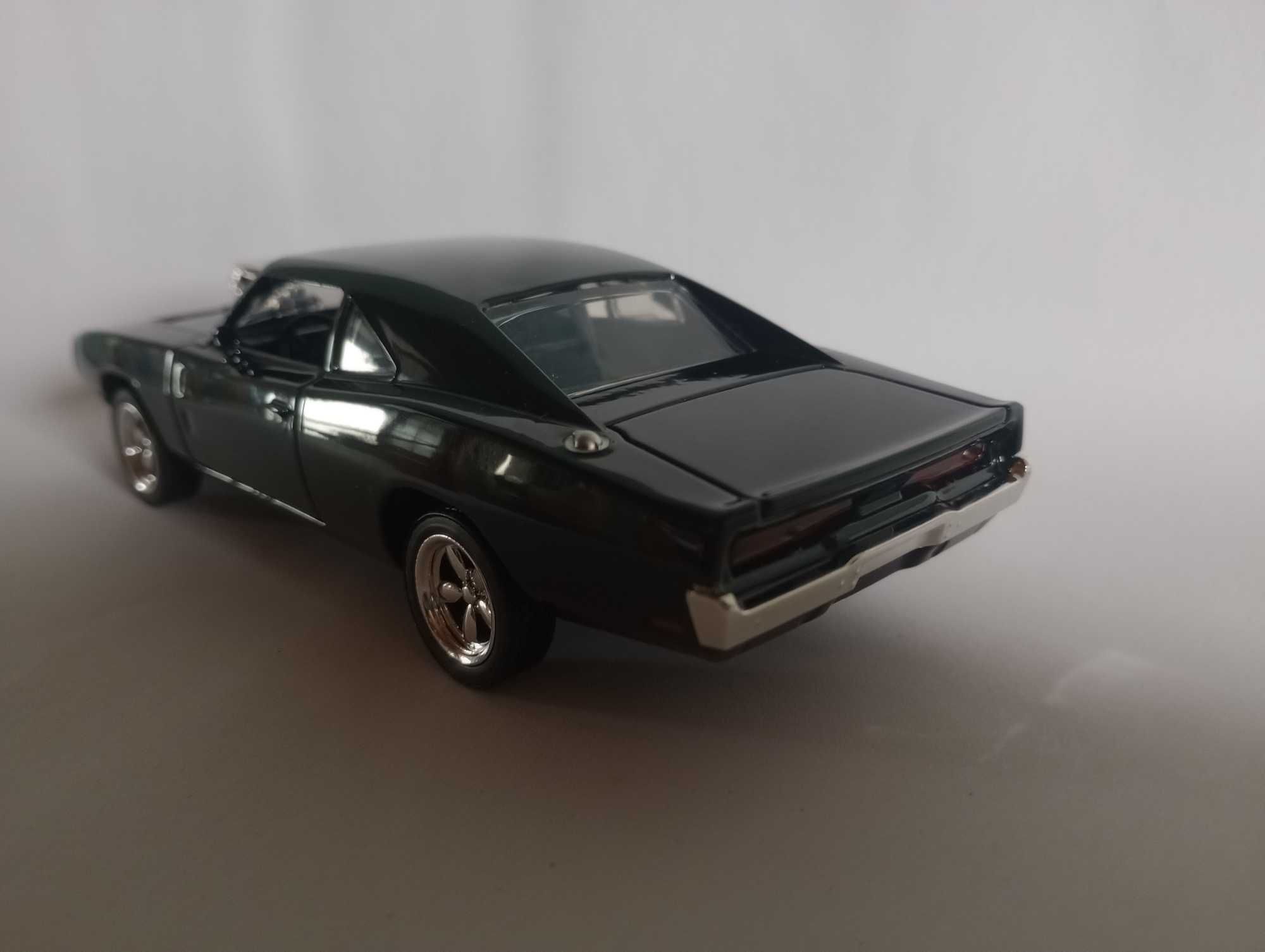 DODGE CHARGER 1970 skala 1/32