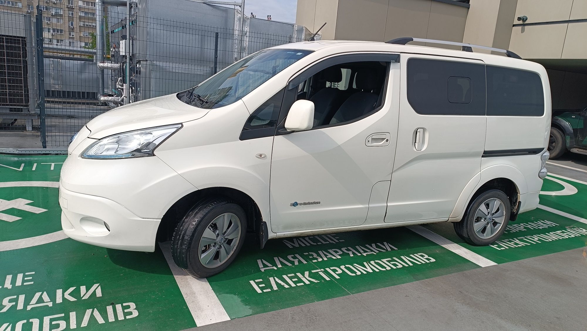 Електричний e-NV200