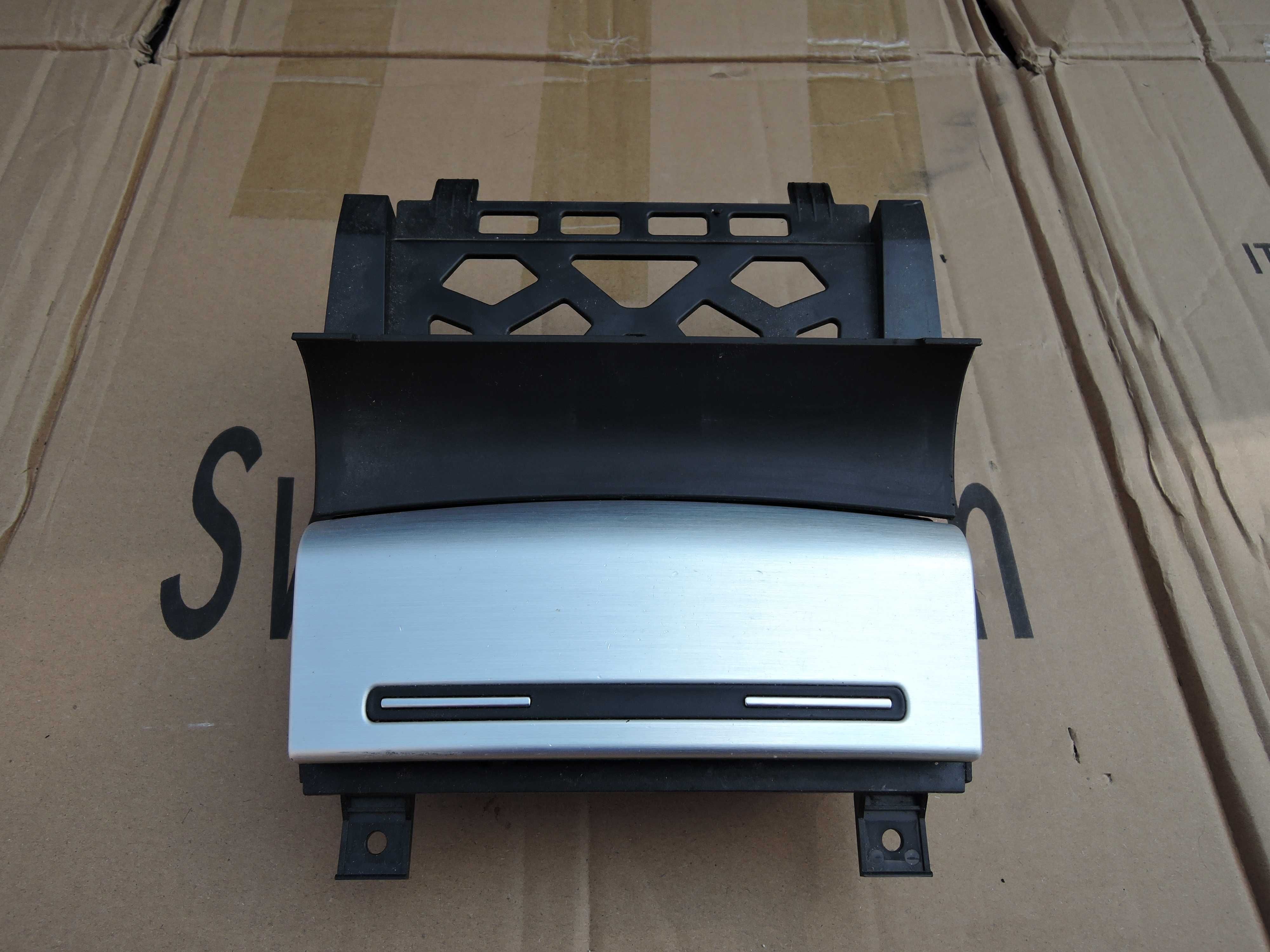 Popielniczka  Audi S3 8P  Lift 8-12R