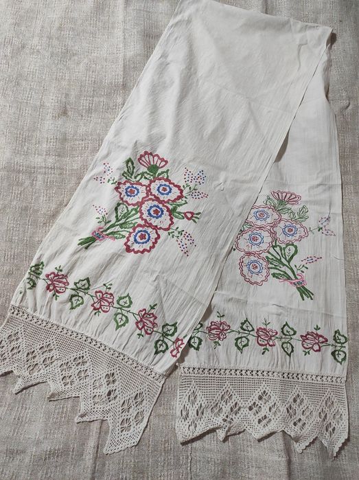 Продам вышитые рушники