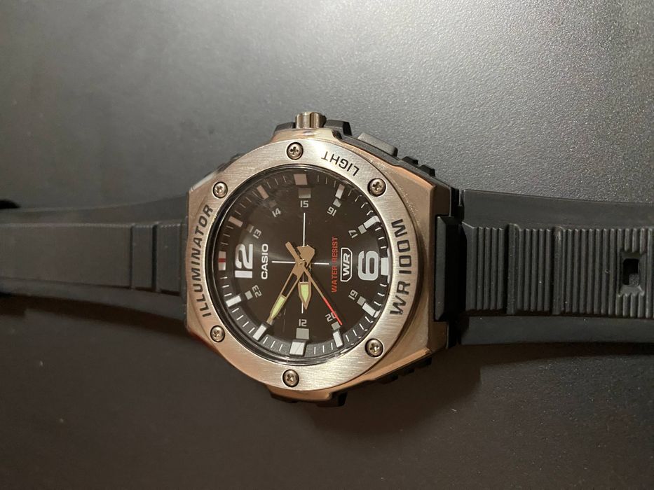 Casio MWA-100H-2a
