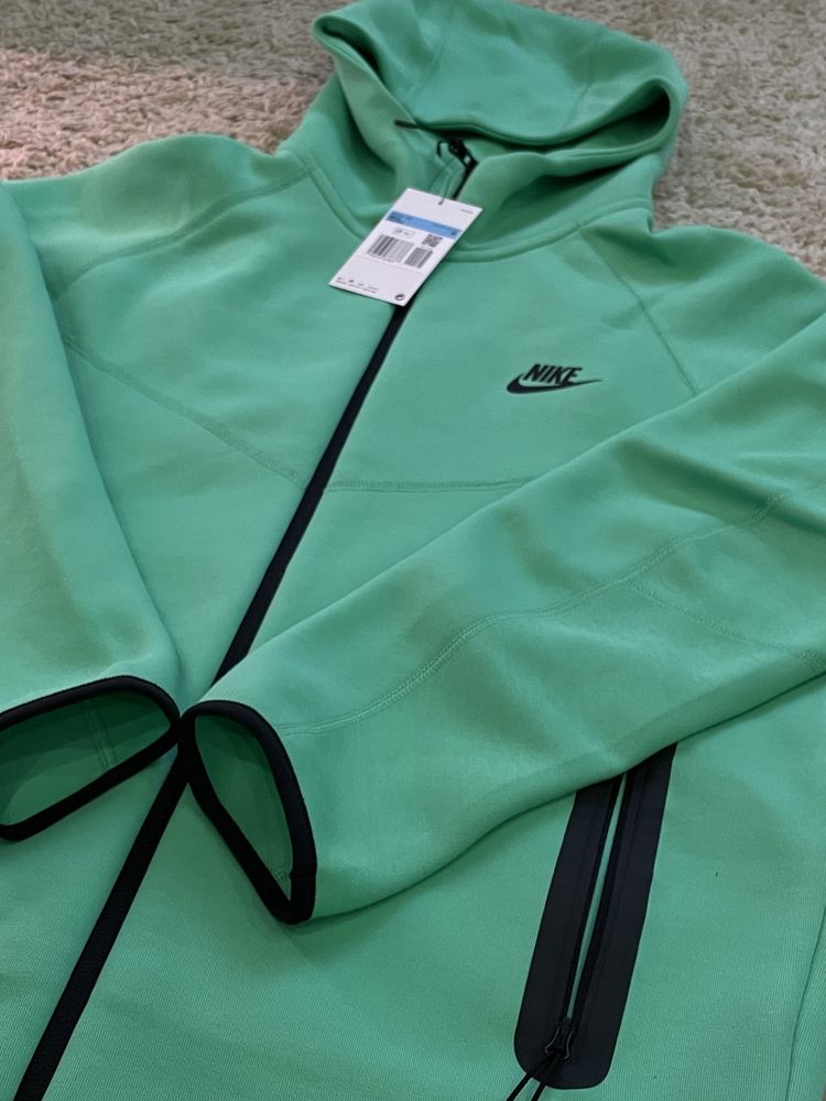 Новое оригинальное худи Nike Tech fleece Green