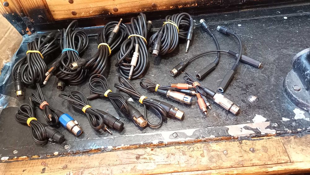 Кабеля-переходники ТОЧКА-ТИРЕ,5Din-RCA/Jack,HDMi,XLR,PS/2,WGA,USB