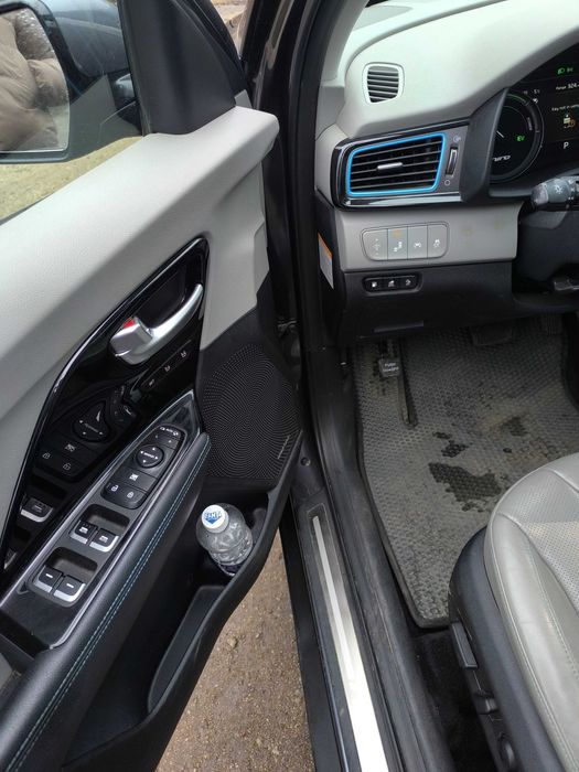 Kia Niro EX Premium • Plug-in Hybrid • 2019 р. випуску. Придбана в USA