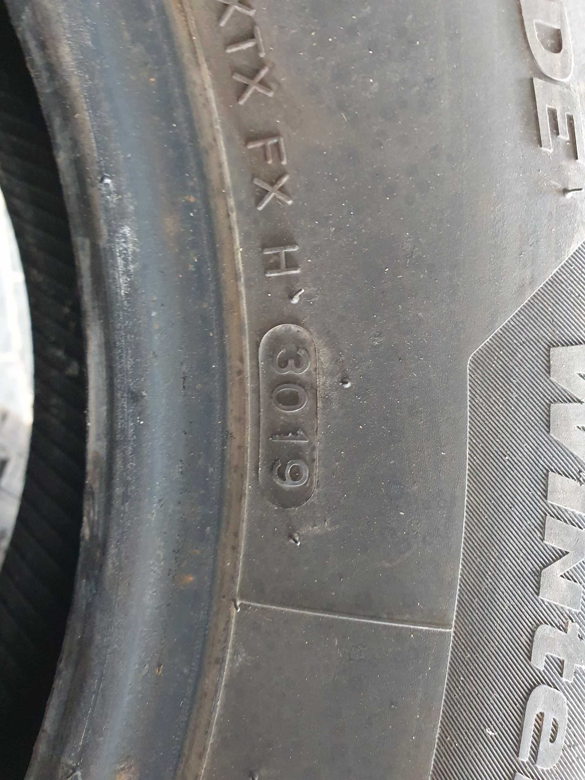 Opona Hankook Winter Icept Evo2 SUV 215/70/16 100T HP106