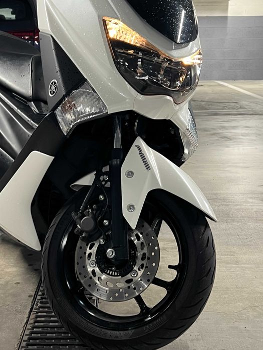 Yamaha N Max Apenas 18.000km!