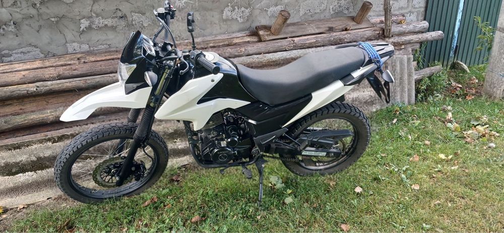 Продам мотоцикл Loncin LX200GY-3 Pruss