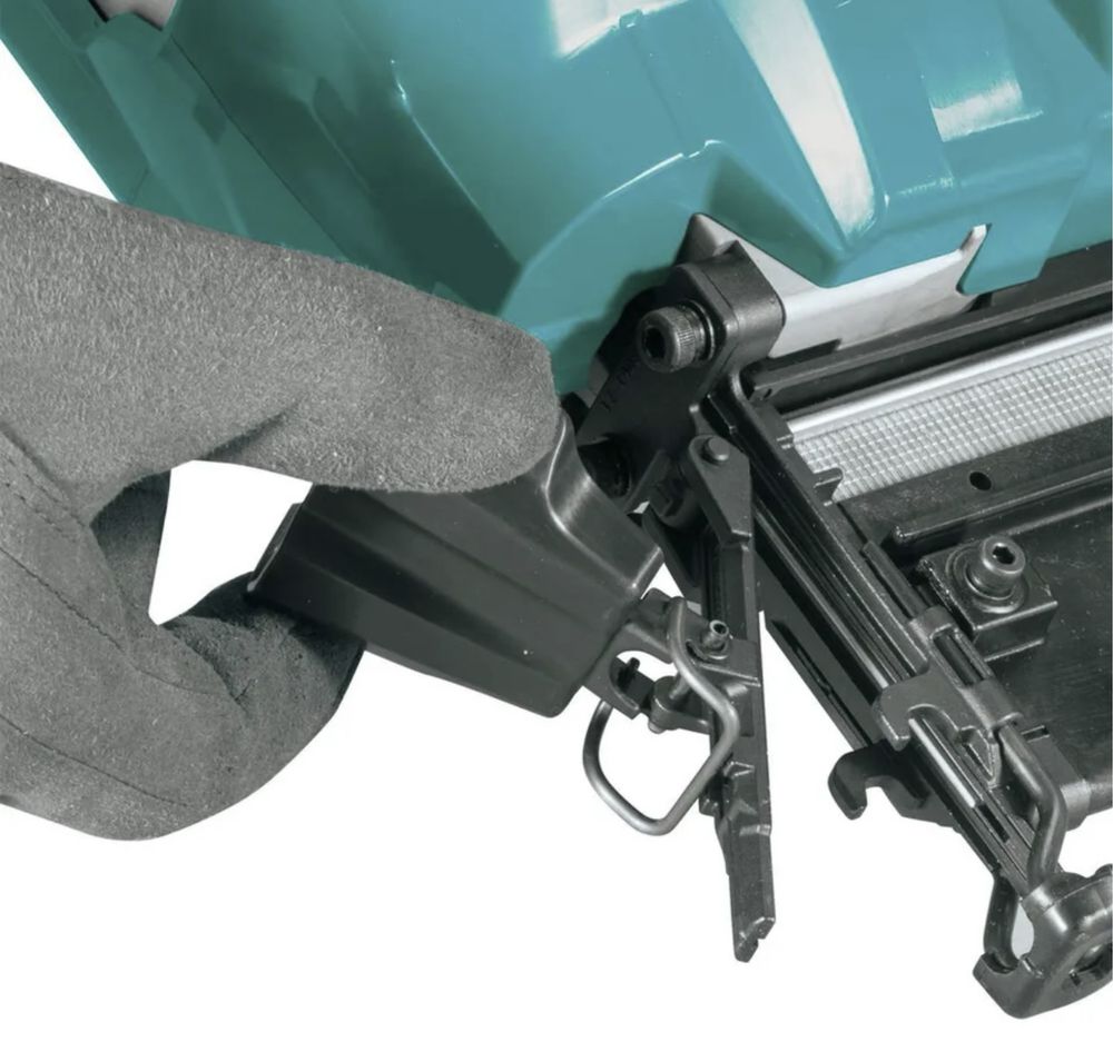 Акумуляторний нейлер Makita XNB02Z 16 Ga 18V LXT®