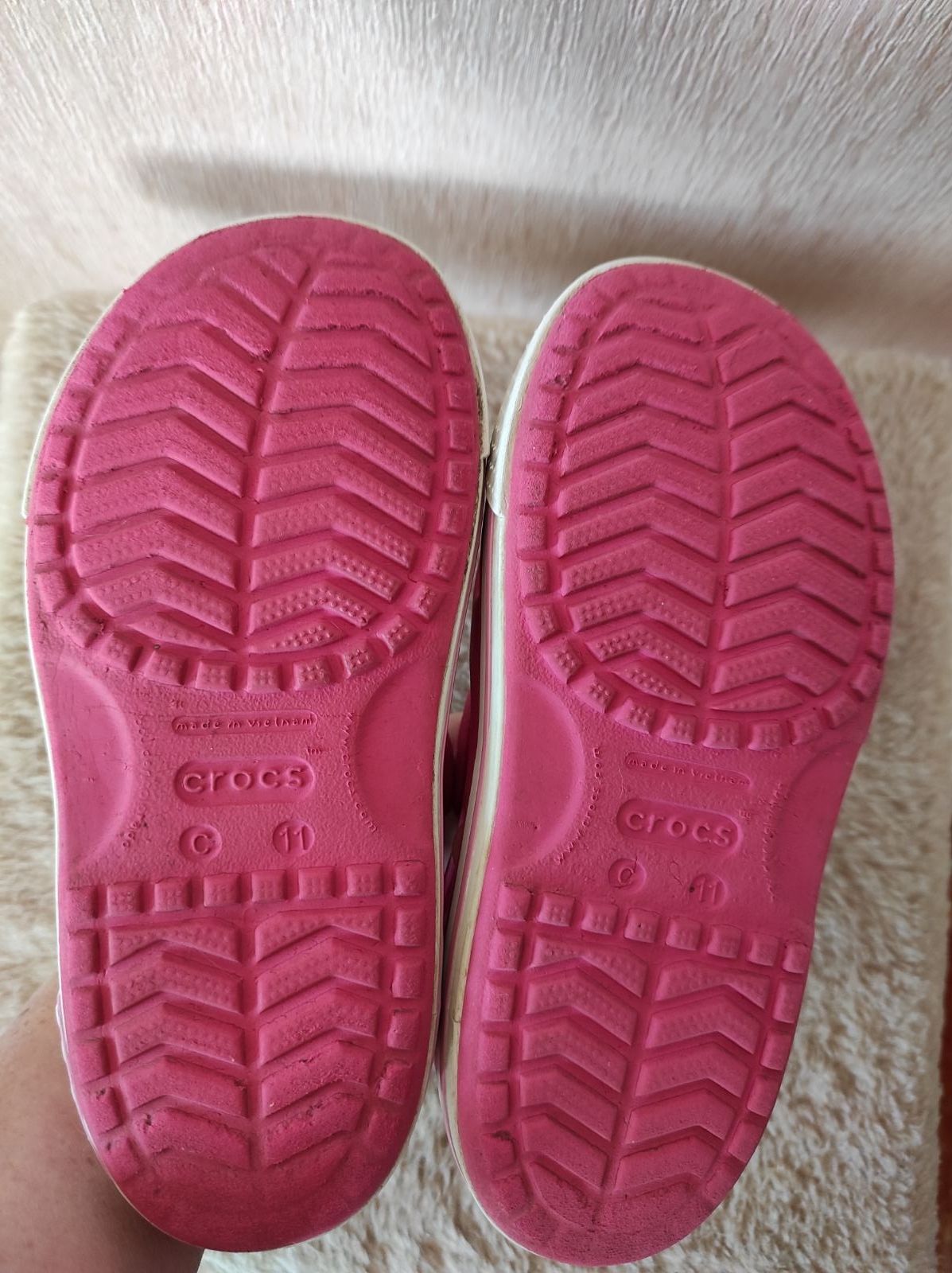 Красивые качественные Crocs босоножки по стельке 19см. оригинал