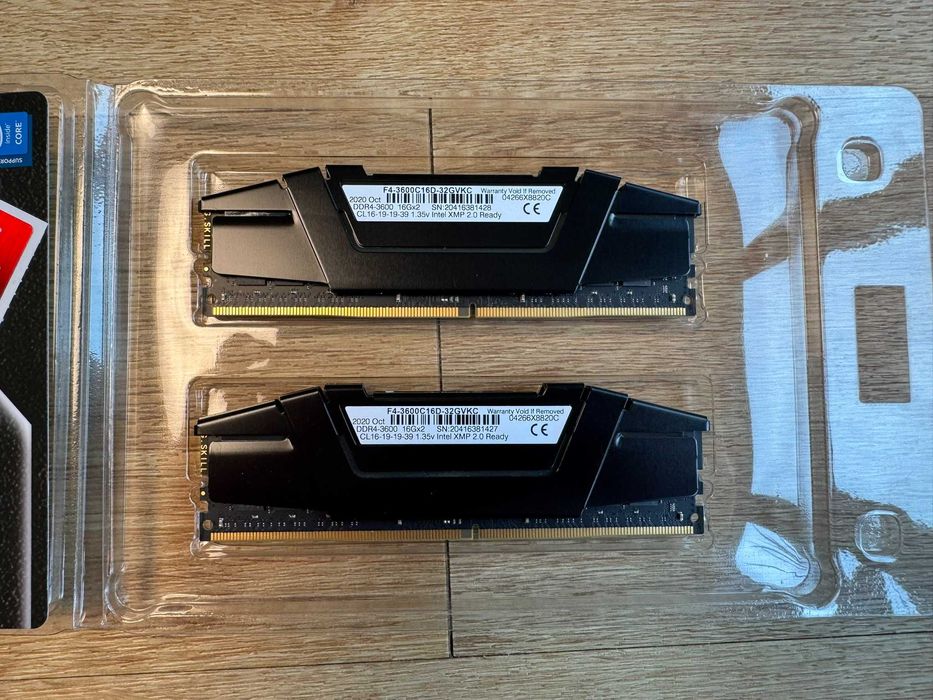G.SKILL 32GB (2x16GB) 3200MHz CL16 Ripjaws V