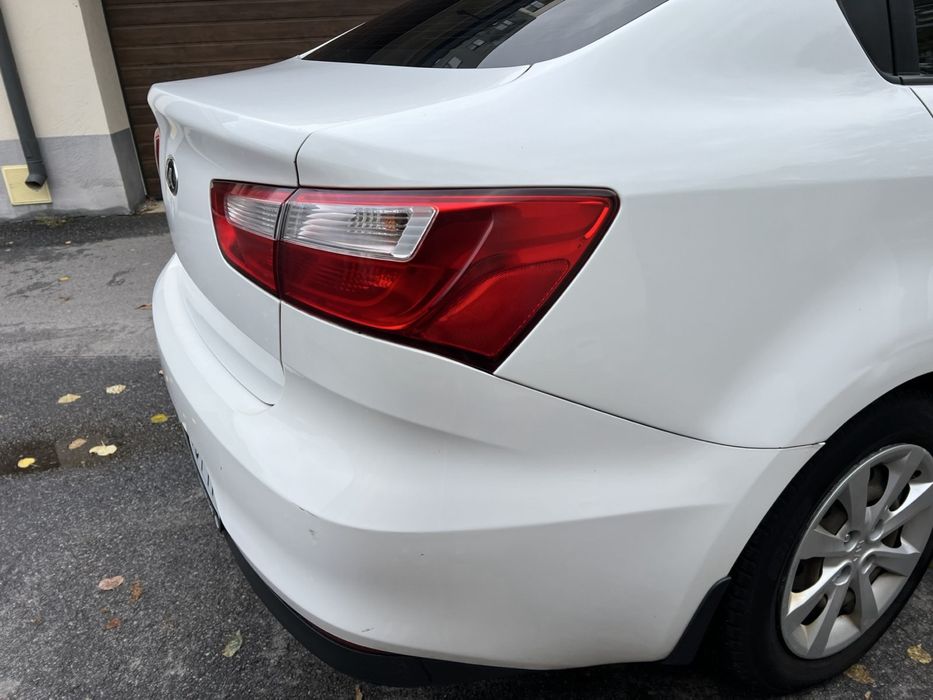 Поодам надійне авто. Ціна шара