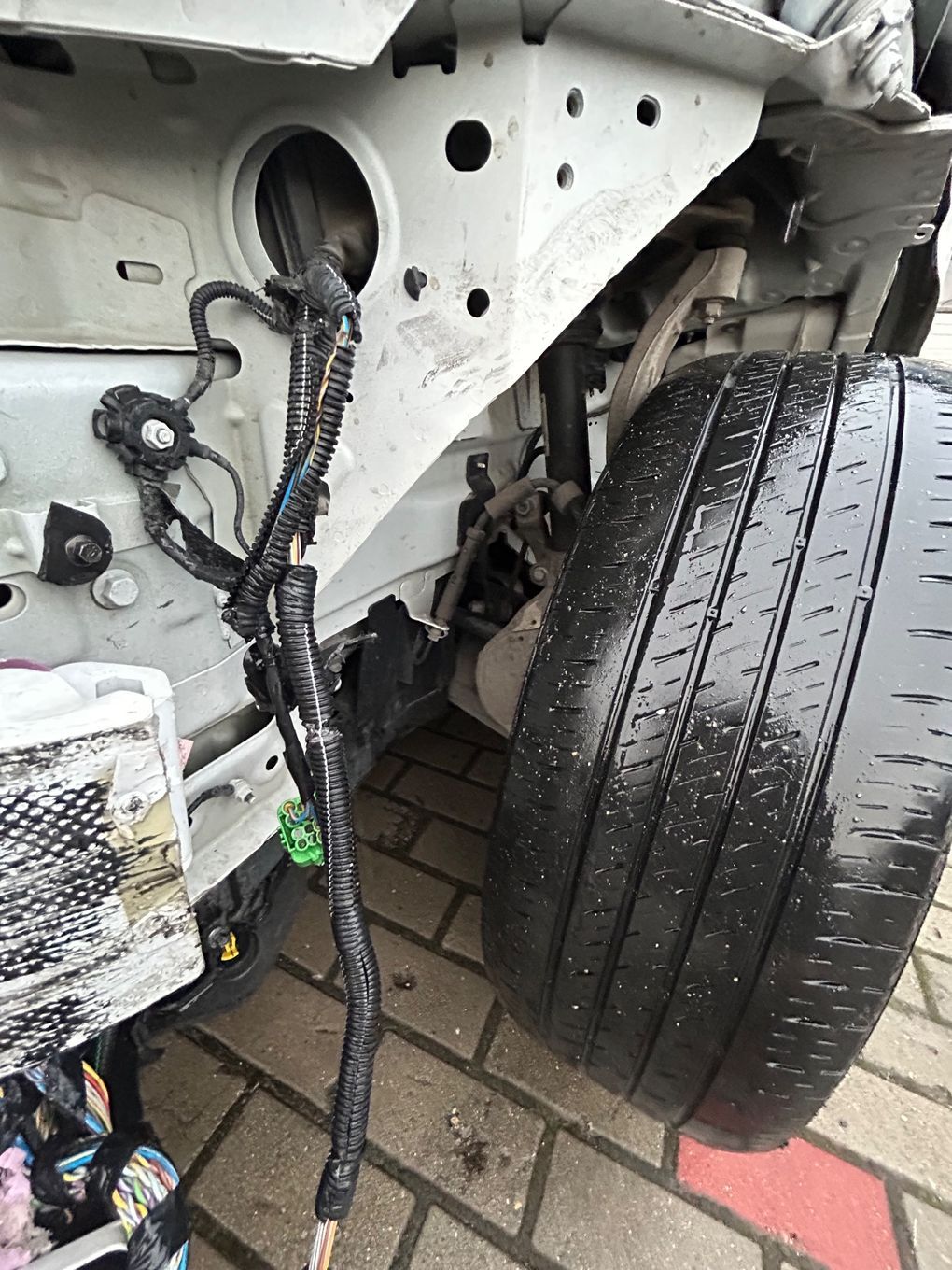 Volvo XC 60 Volvo XC60 II benzyna 2.0 T5 uszkodzone, auto w kraju