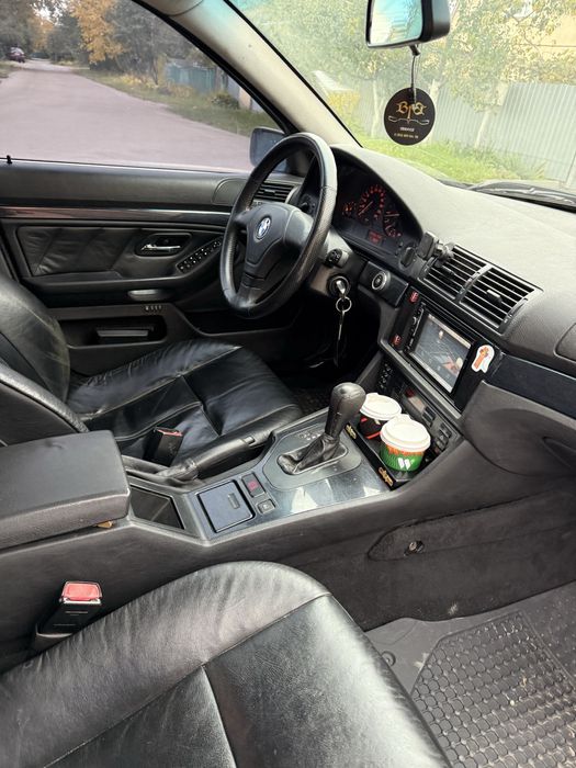 Продам бмв е39 2.5 газ/бензин