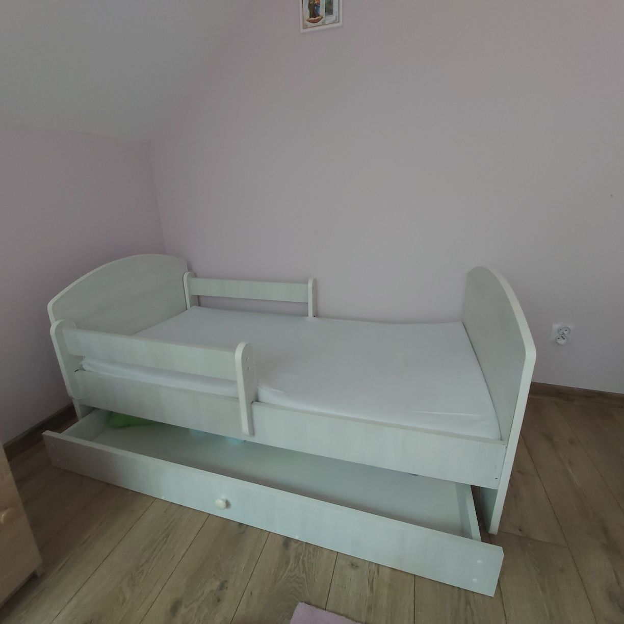 Łóżko łóżeczko dziecięce