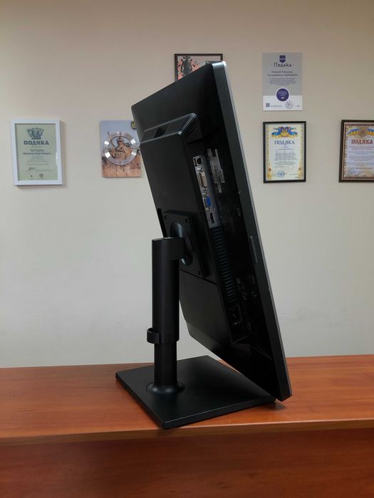 Монітор HP EliteDisplay E241i/24"FHD IPS/1920х1200/Гарантія/16:10