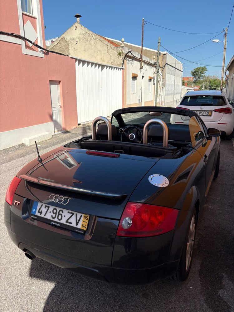Audi TT 1.8 T (apenas 105.000 km)