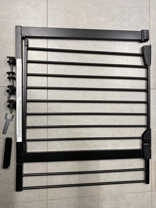 Bramka barierka rozporowa na schody