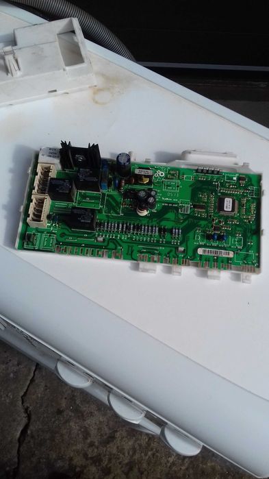 Пральна машина INDESIT wiul 83(під ремонт)