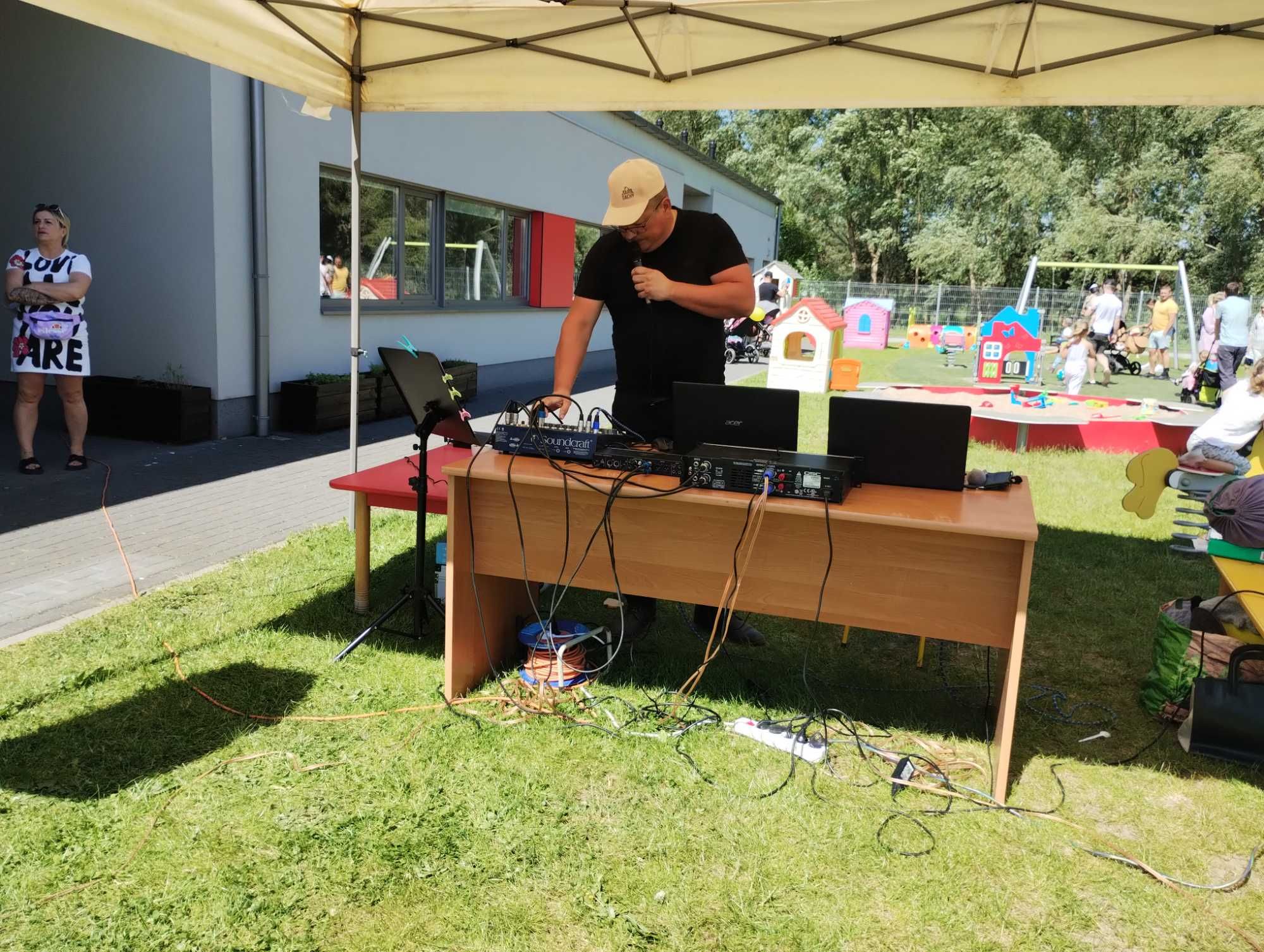 Śpiewający DJ • Wodzirej • DJ na wesele, imprezę, Lębork i okolice.