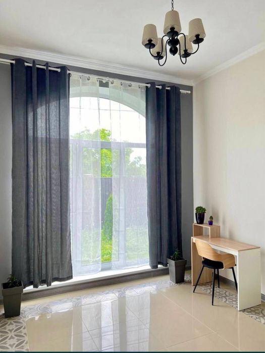 Будинок з якісним ремонтом у Дмитрівці, ділянка 12 соток!