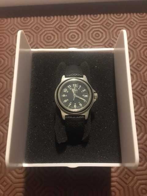 Relógio Senhora Lacoste