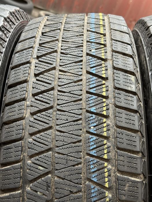 Шины Бу 255 65 R 17 Bridgestone Blizzak Dm-V2 резина зима пара