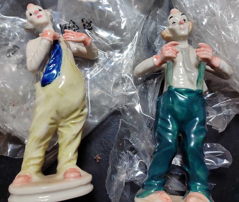 Palhaços em cerâmica