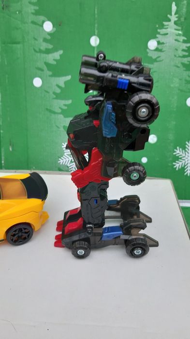 Трансформер робот машинка