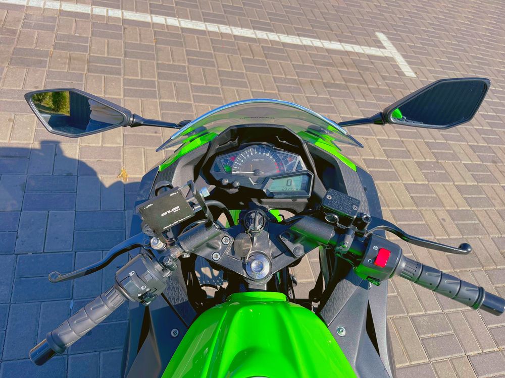 Kawasaki Ninja EX300 ABS
