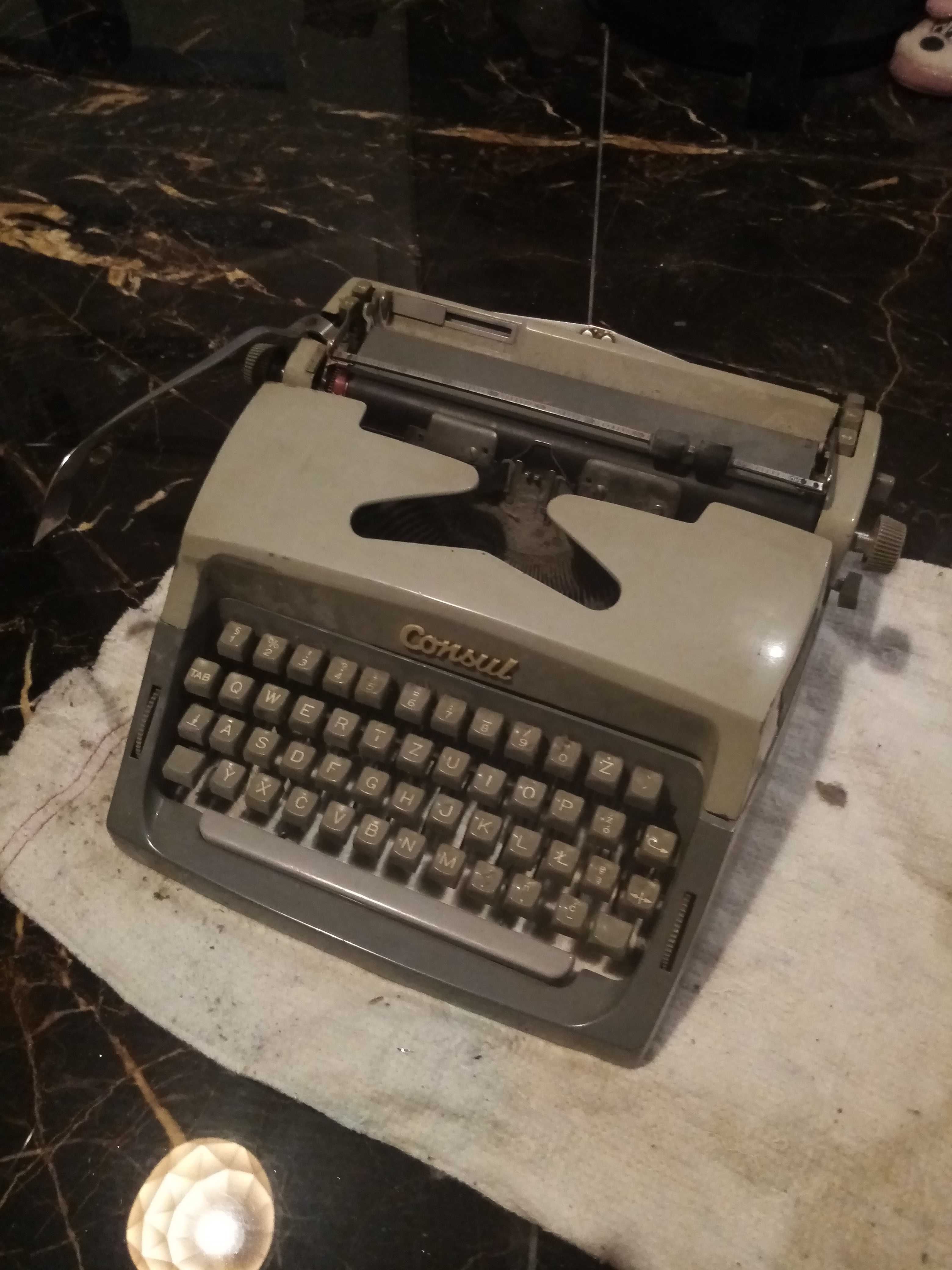 Maszyna do pisania Consul stara