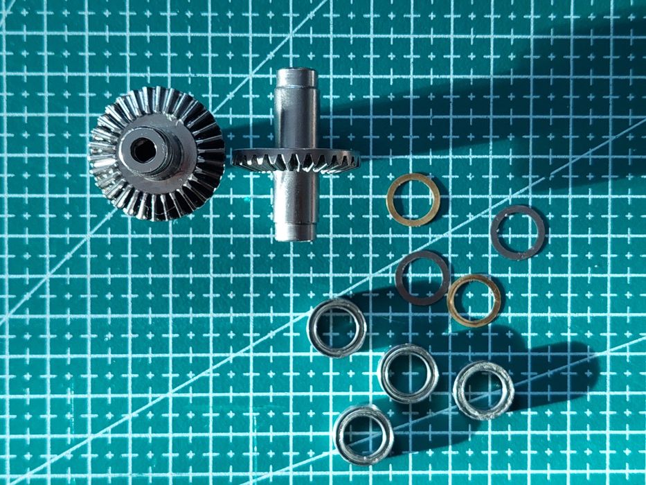 Zębatki mostów modeli rc - Cross RC  MC6, MC8, XC6, i UC6 (nie Axial)