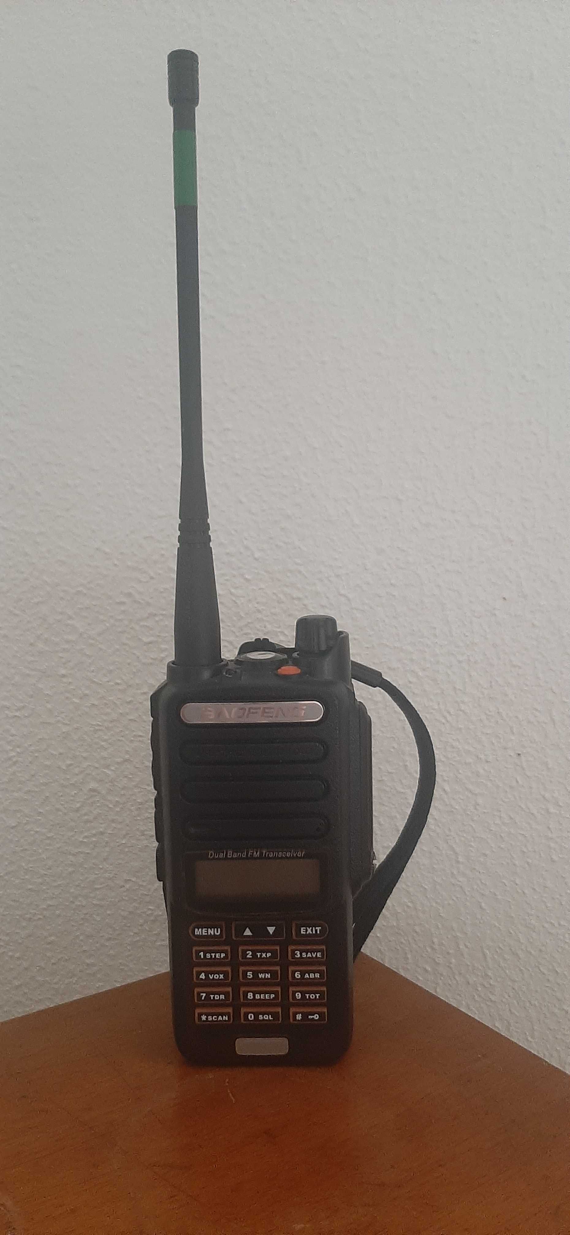 Rádio VHF UHF 18 watts