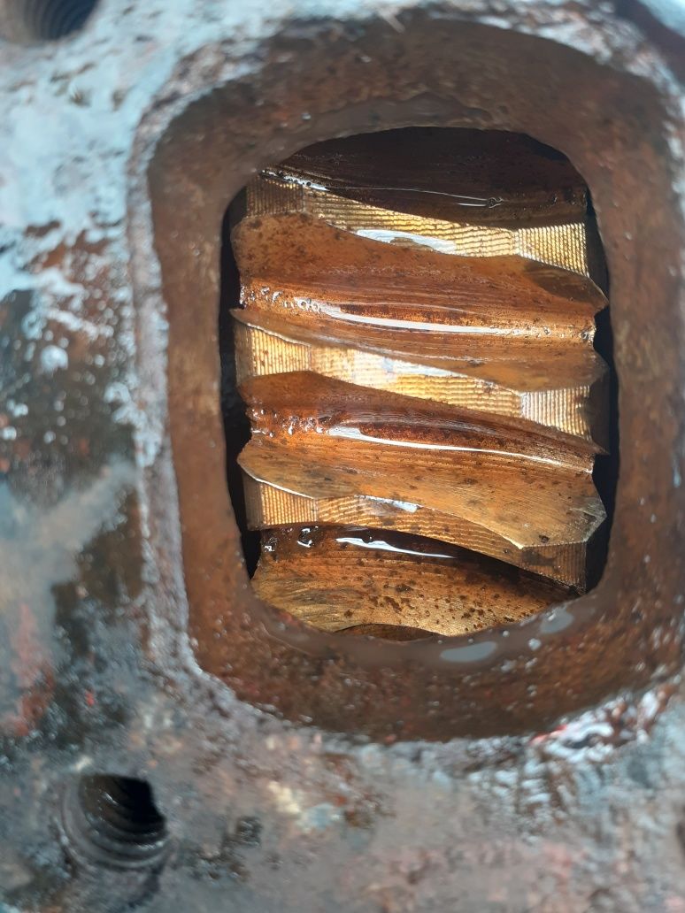 Редуктор понижающий рчп-120 для дровокола.